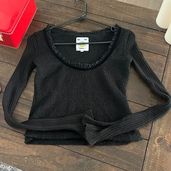 UNIF Vost Top - Picture 14 of 16